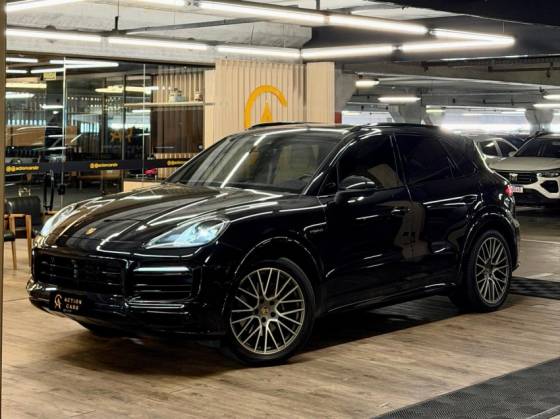 PORSCHE CAYENNE 3.0 V6 E-HYBRID PLATINUM EDITION AWD TIPTRONIC S